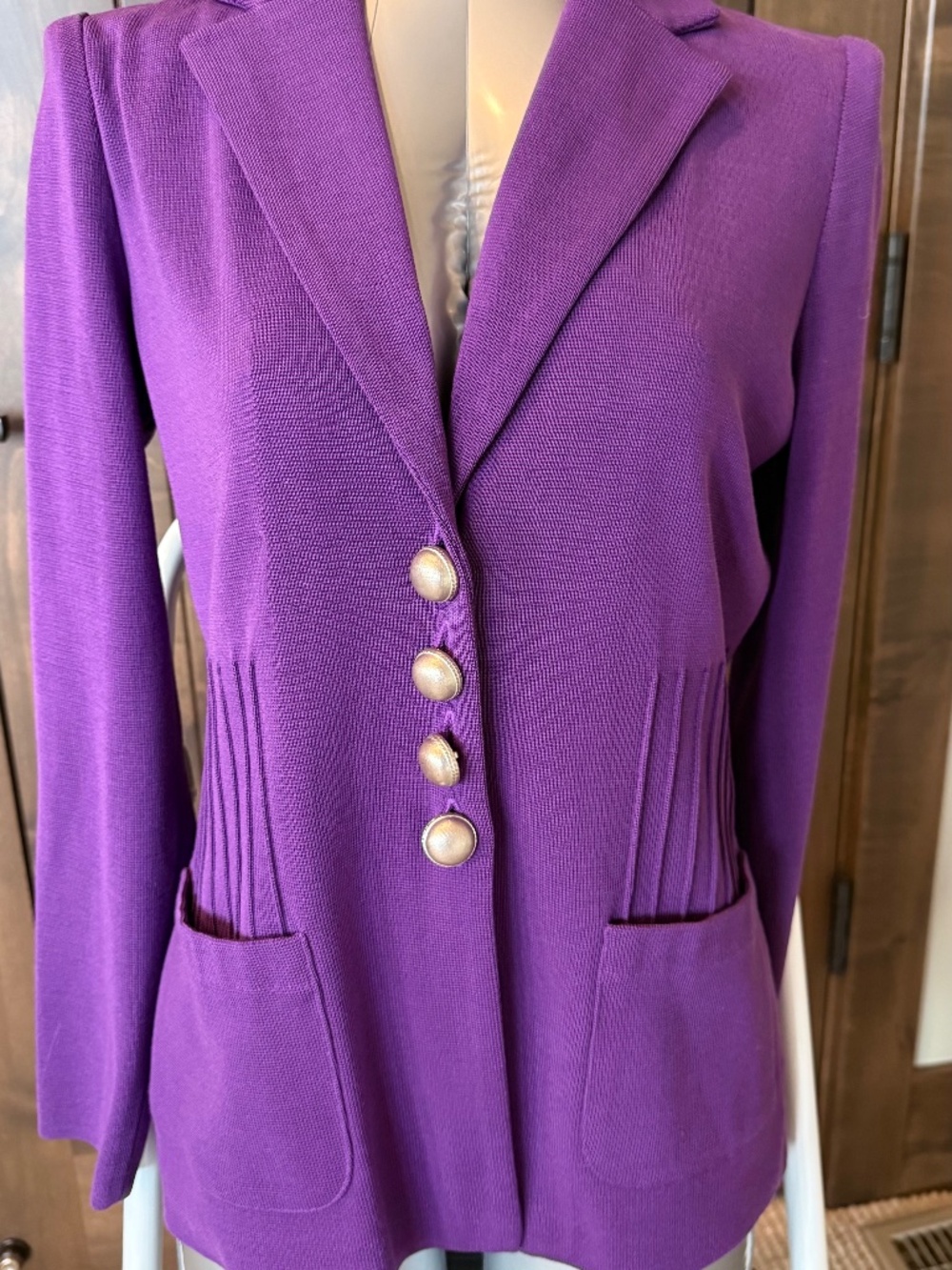 MISOOK KNIT SUIT JACKET/BLAZER PURPLE.  SIZE XS